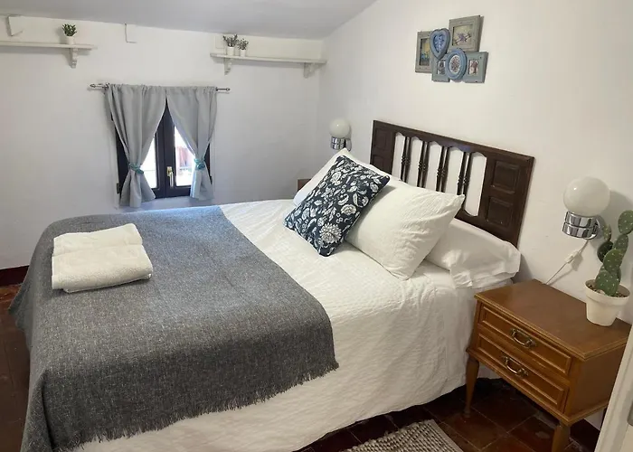 Cuatro Cantones - Con Barbacoa Lejlighed *